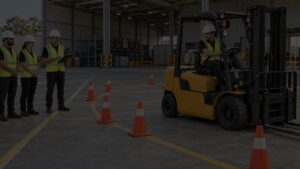 curso-de-instrutor-de-segurança-em-operações-com-empilhadeiras
